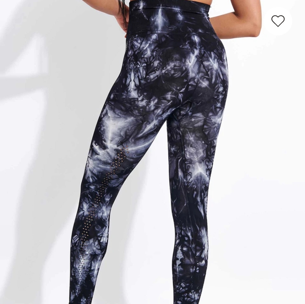Nwot Free People Movement Good Karma Tie Dye Leggings